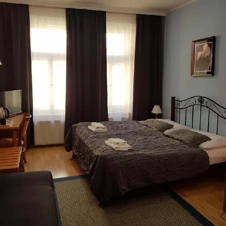 Hodinovy - Azil Pro Milinske Pary Privatunterkunft Prag